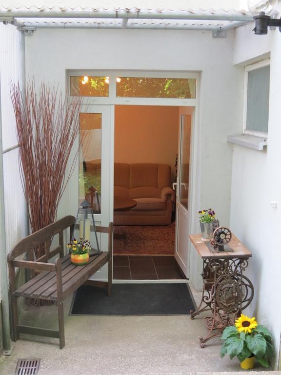 Ferienwohnung Am Barbarossasee ゲッピンゲン 部屋 写真